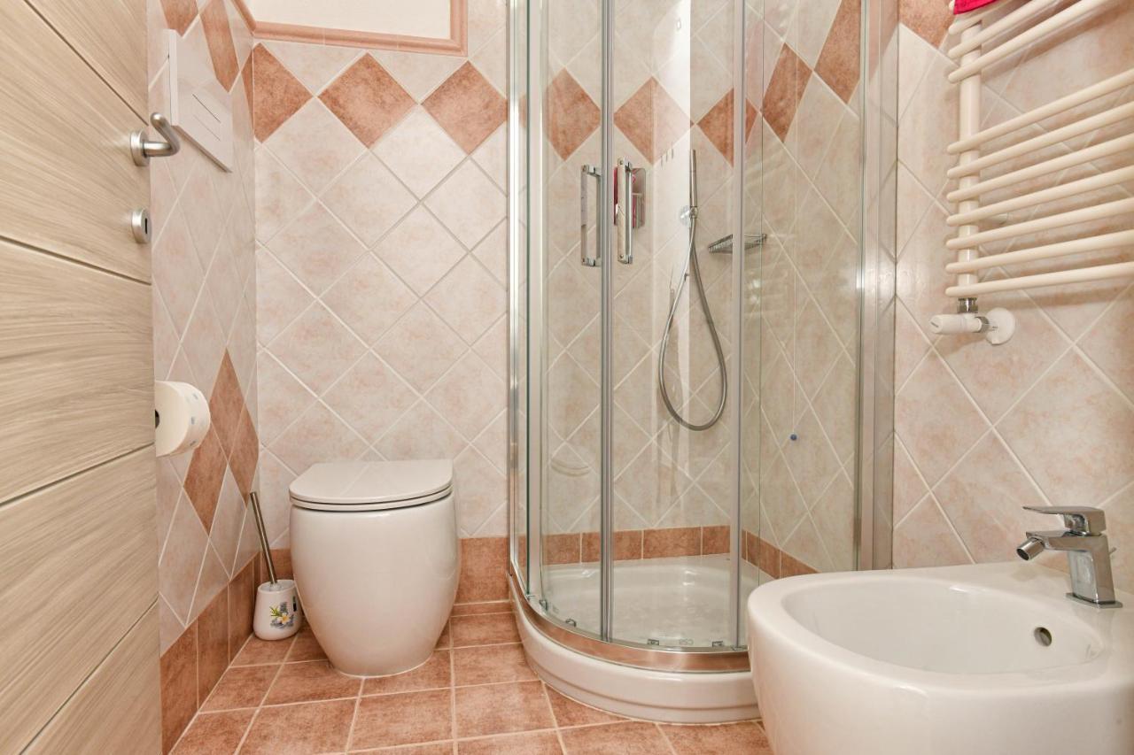 Sarda Bella Private Pool Apartment Rudalza Luaran gambar